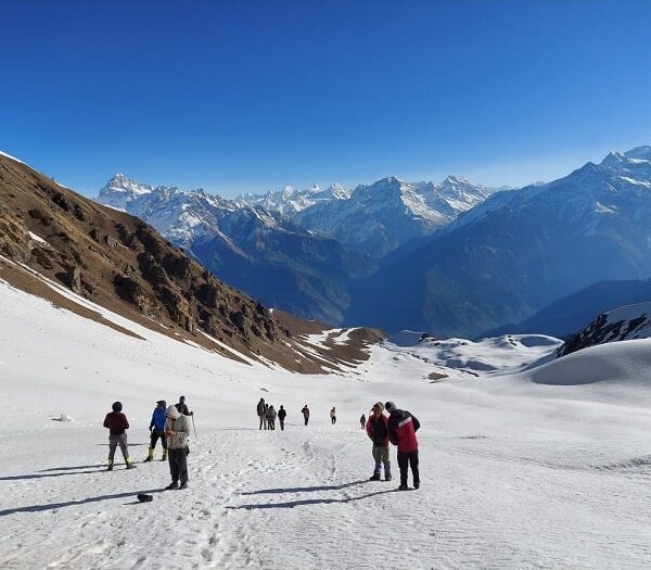 sar pass trek