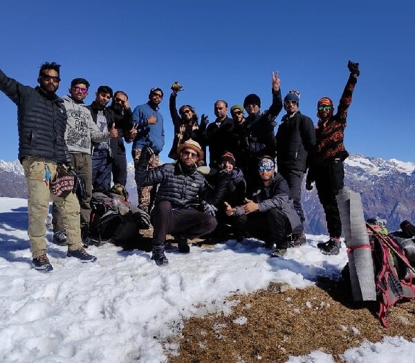 sar pass trek package