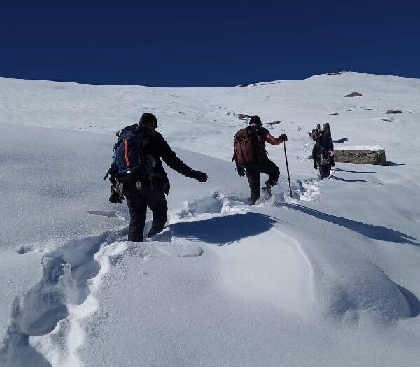 sar pass trek